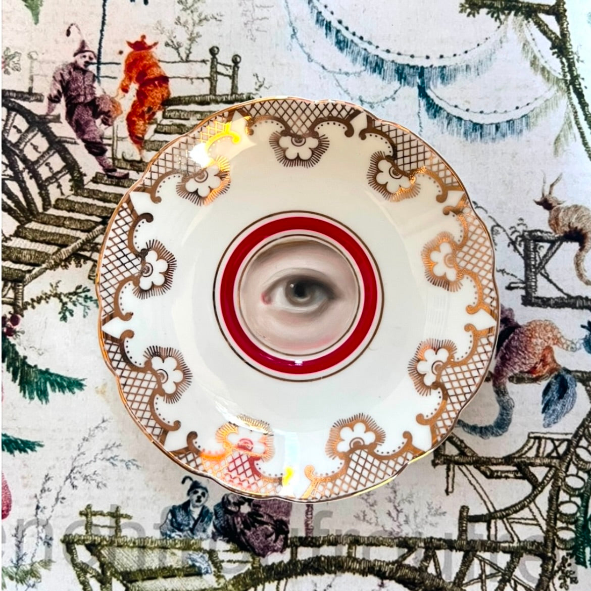 No. 2800 Lover's Eye Painting on an English Gold and Scarlet Plate