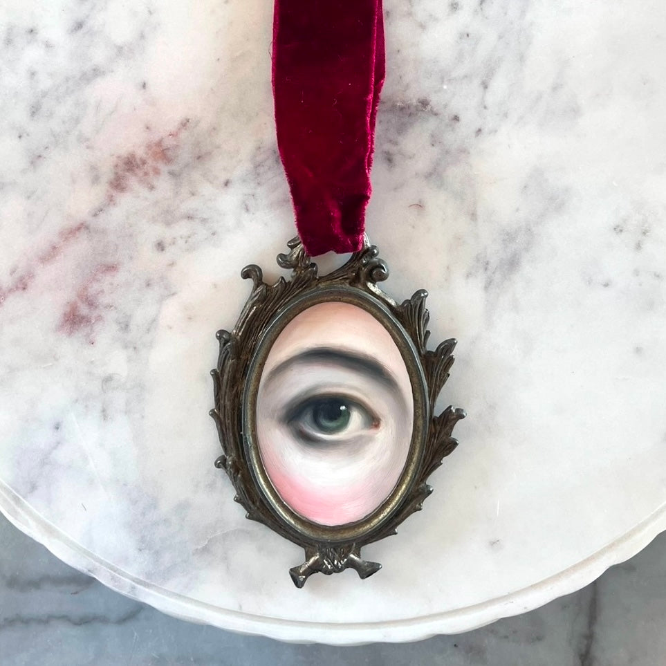 No. 2805 Lover's Eye Painting in a Beribboned Frame