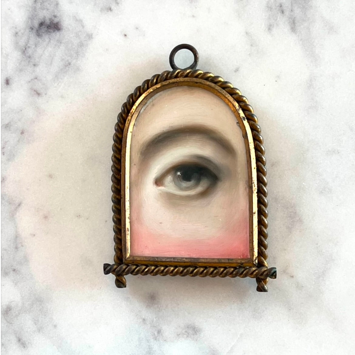 No. 2817 Lover's Eye Painting in an Arched Victorian Frame