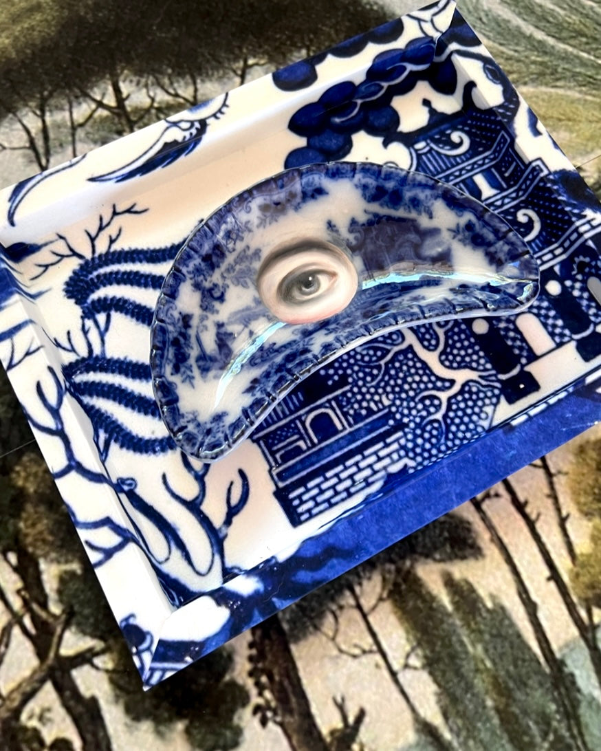 No. 2315 Lover's Eye Painting on a Flow Blue Chinoiserie Crescent Dish