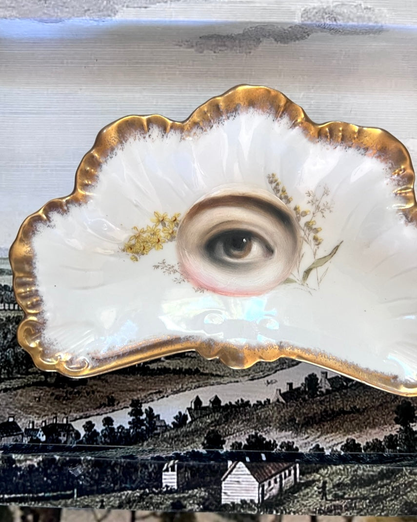 No. 2312 Lover's Eye Painting on a Gold and White Limoges Crescent Fan Dish