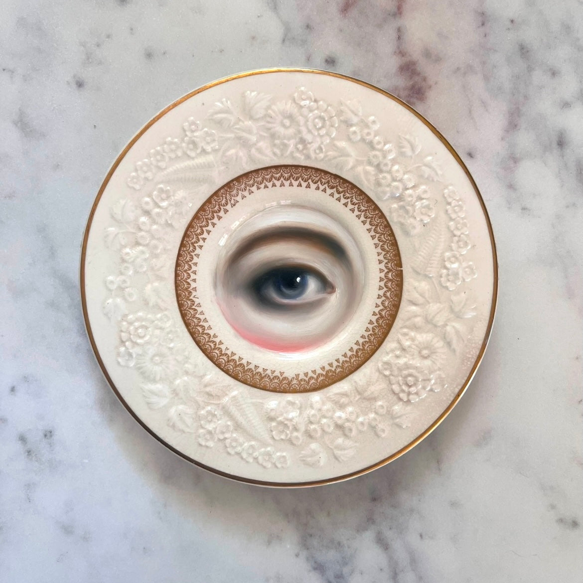 No. 2828 Lover's Eye Painting on an English "Rhapsody" Gold & Cream Plate