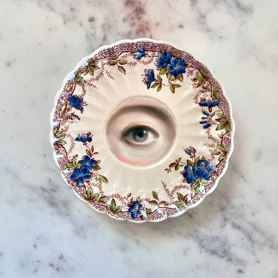 No. 2842 Lover's Eye Painting on a Spode Copeland "Sydney" Plate