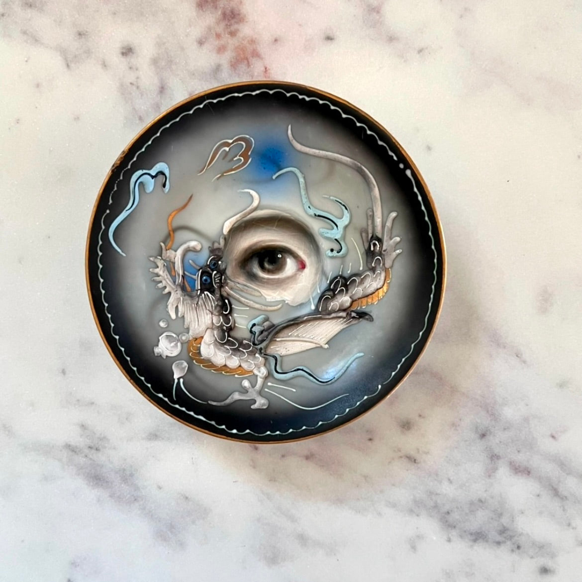 No. 2847 Lover's Eye Painting on a Japanese Dragonware Plate