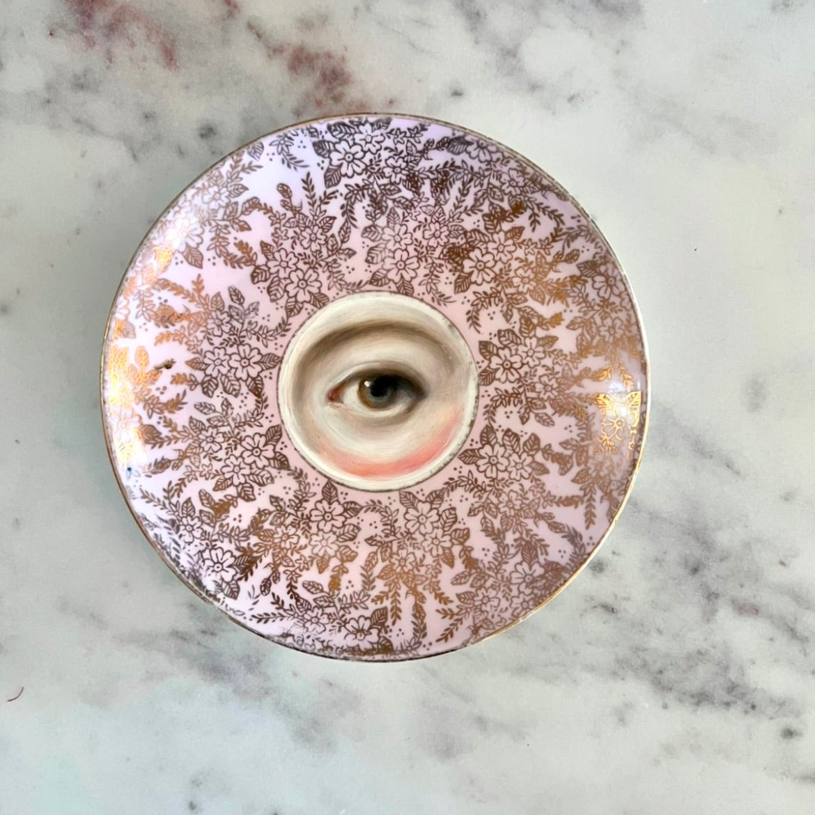 No. 2841 Lover's Eye Painting on an English Pale Pink and Gilt Floral Plate