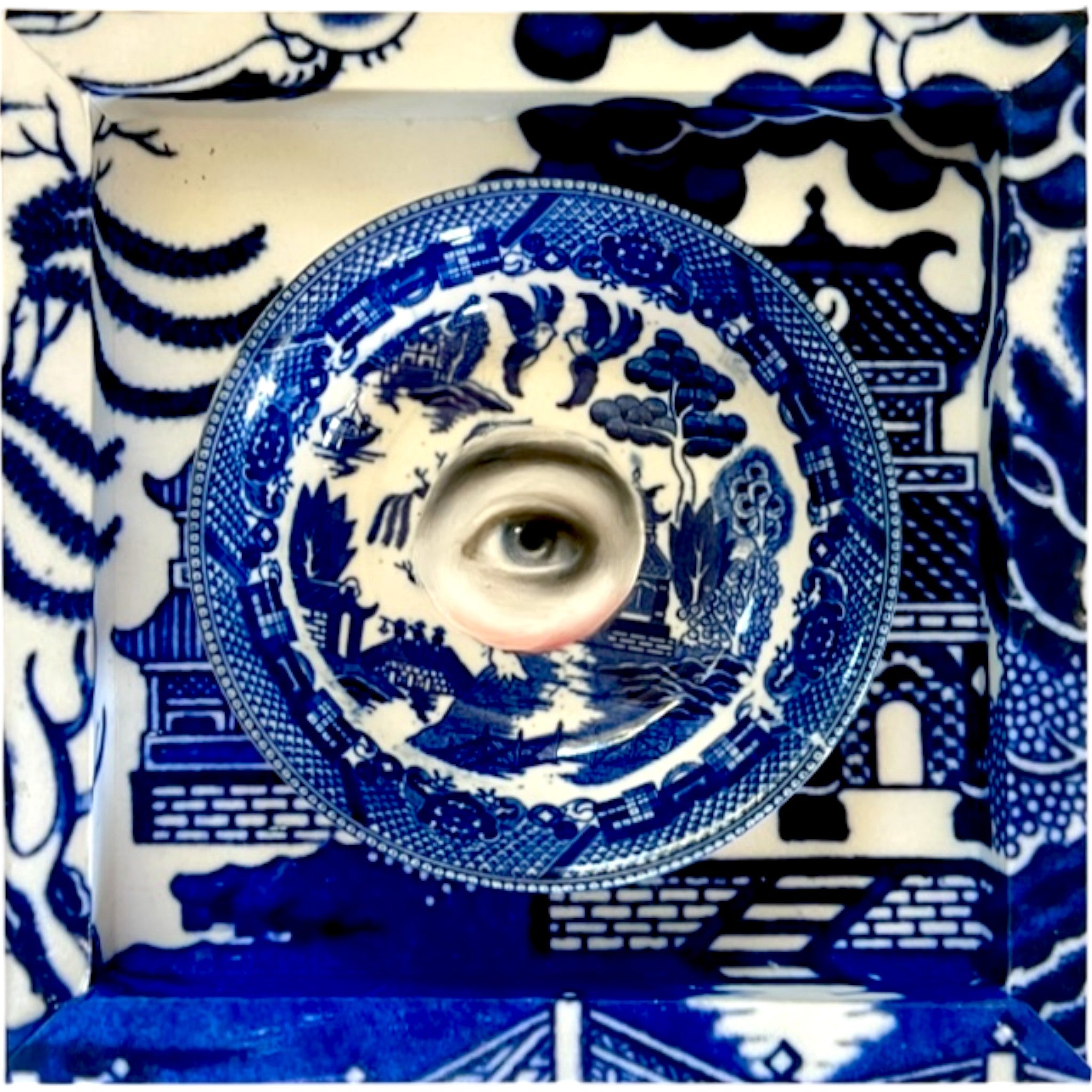 No. 2347 Lover's Eye Painting on a Chinoiserie Blue Willow Plate