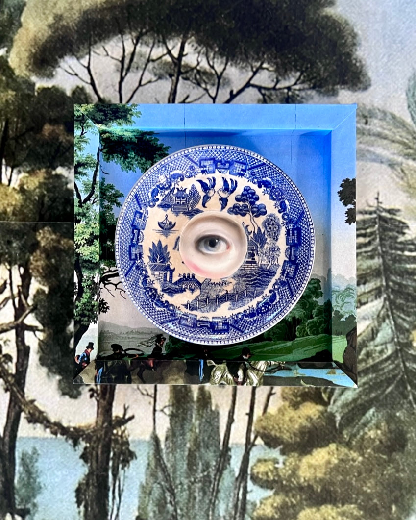 No. 2342 Lover's Eye Painting on a Blue Willow Plate