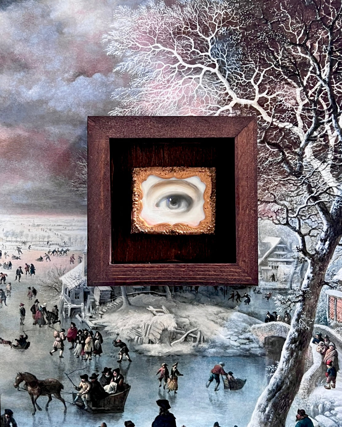 No. 2403 Lover's Eye Painting in an Antique Daguerreotype Frame (2.5"x2")