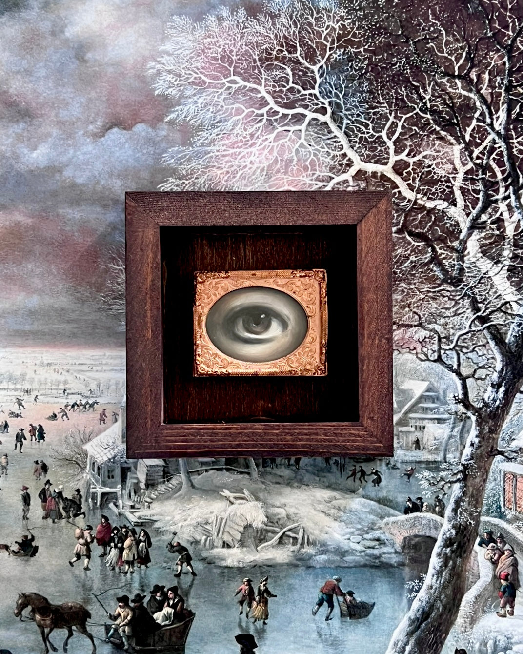 No. 2395 Lover's Eye Painting in an Antique Daguerreotype Frame (2.5"x2")