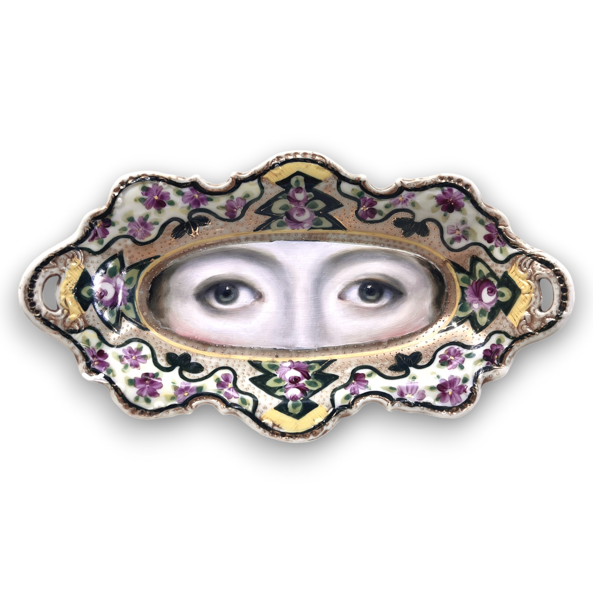 No. 3856 Lover’s Eye Painting on a Violet Floral Dish