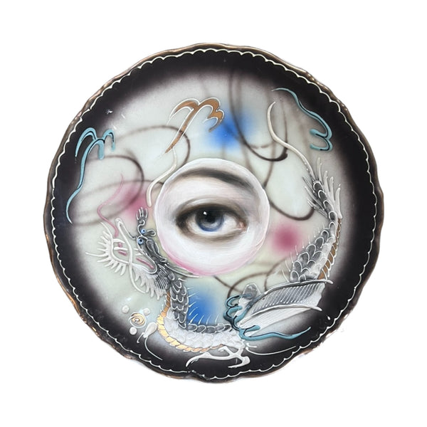 Lover's Eye Painting on a Japanese Satsuma Dragonware Plate