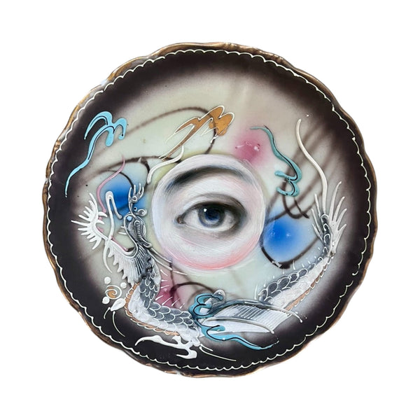 New! - Lover's Eye Painting on a Japanese Satsuma Dragonware Plate
