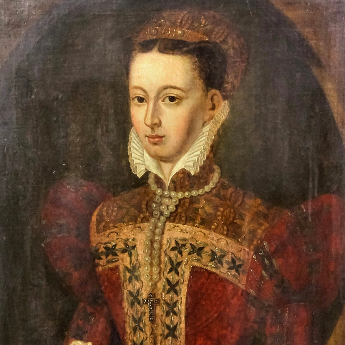 No. 2922 Lover's Eye Painting of Mary, Queen of Scots on an English Gilt Rose Briar Plate