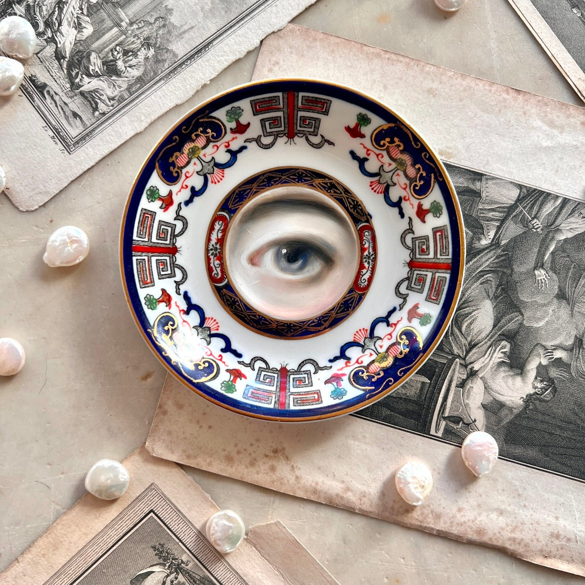 No. 3119 Lover's Eye Painting on an Imari Plate