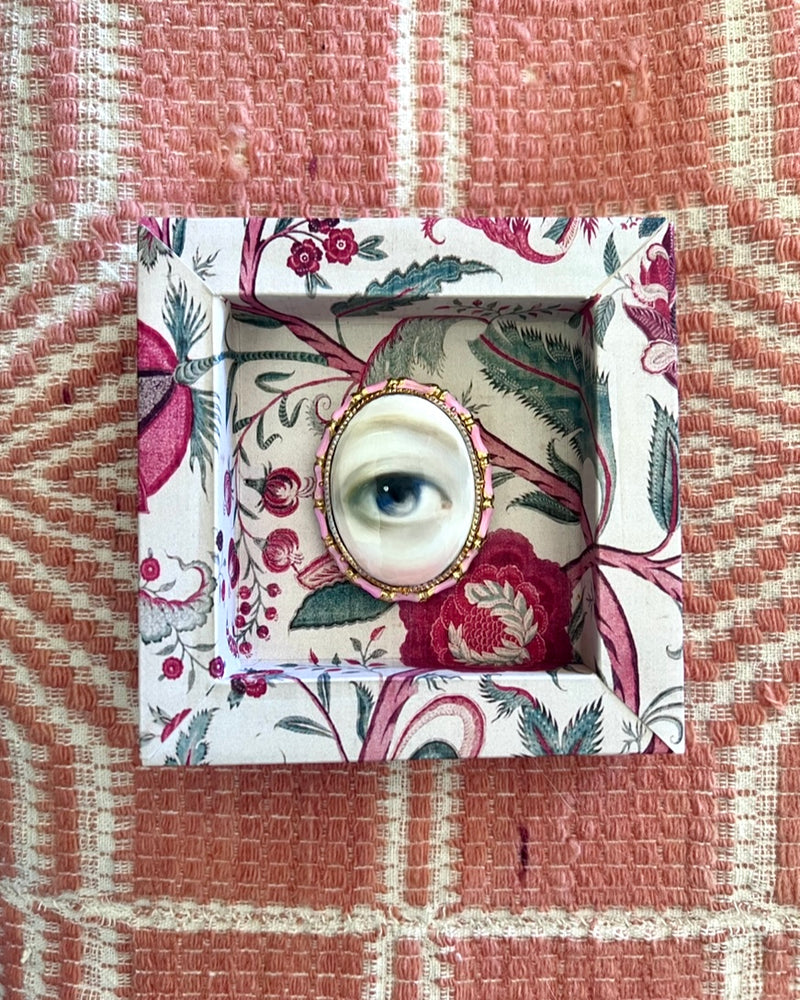 Frame No. 18 - Chintz Rouge (4" for Jewelry)