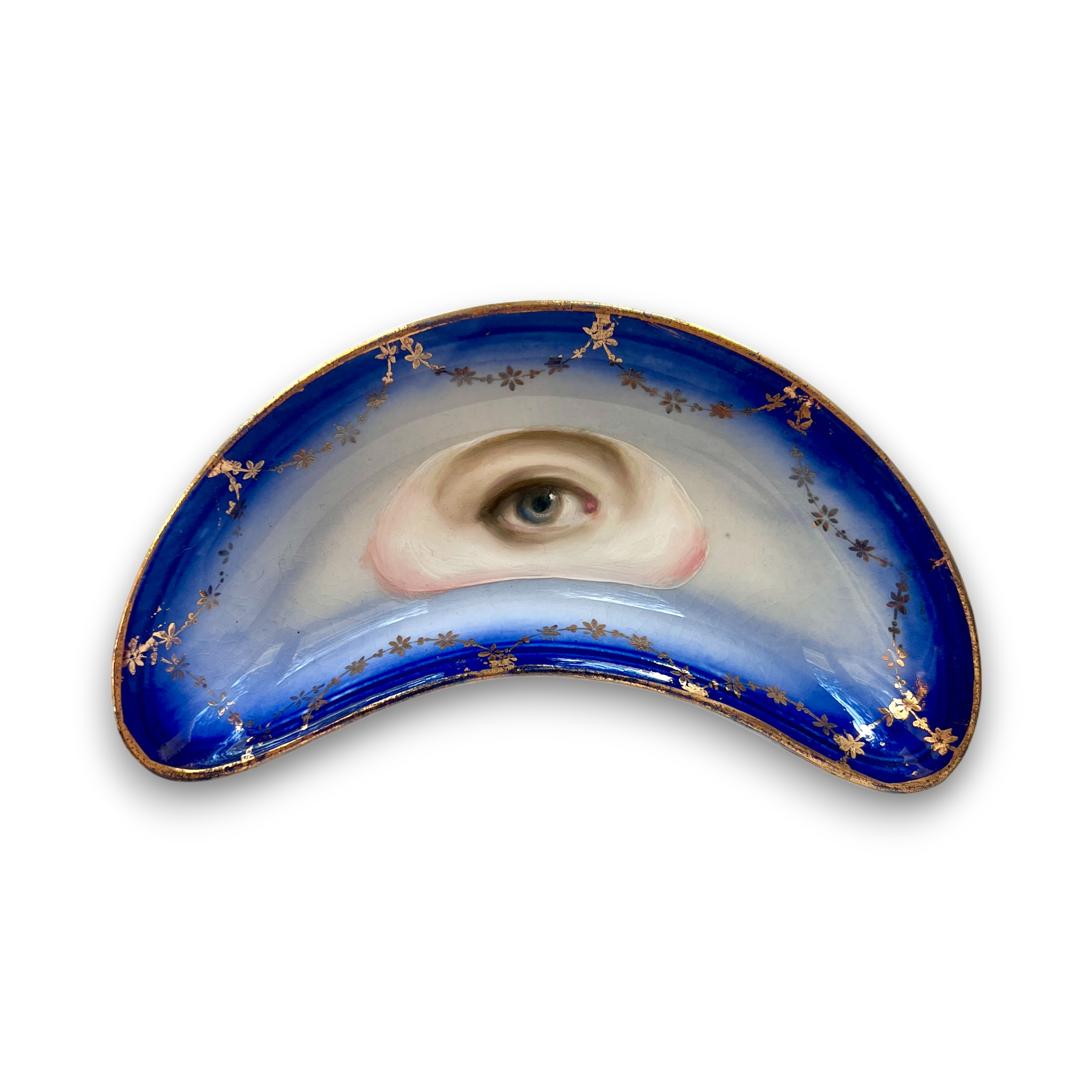 No. 3131 Lover's Eye Painting on a Blue & Gold Garland Crescent Plate