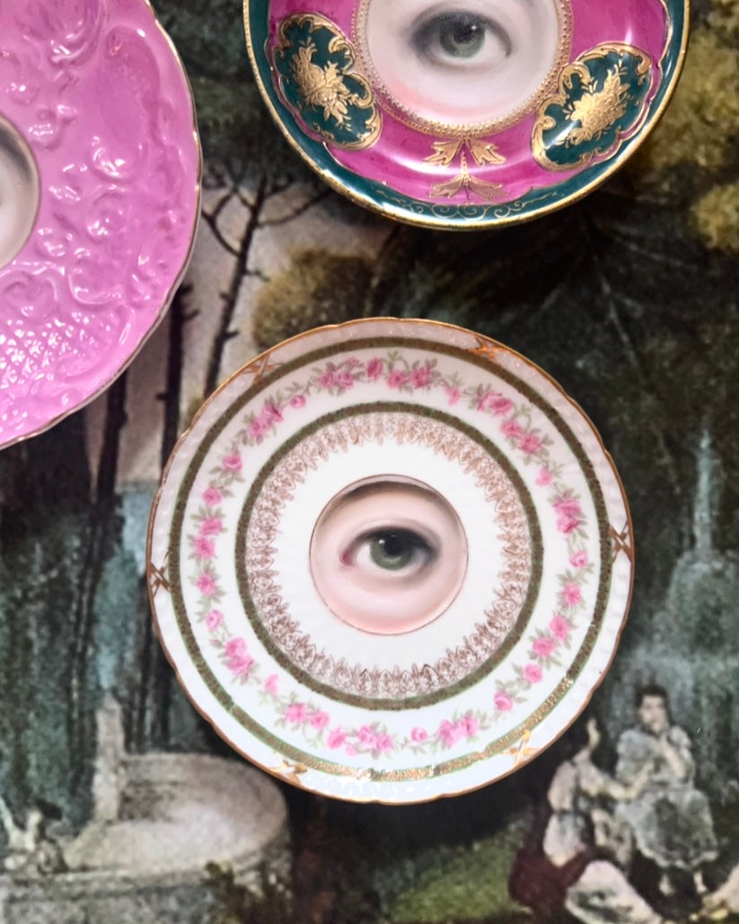 No. 2529 Lover's Eye Painting on a Mini Pink Roses French Limoges Plate