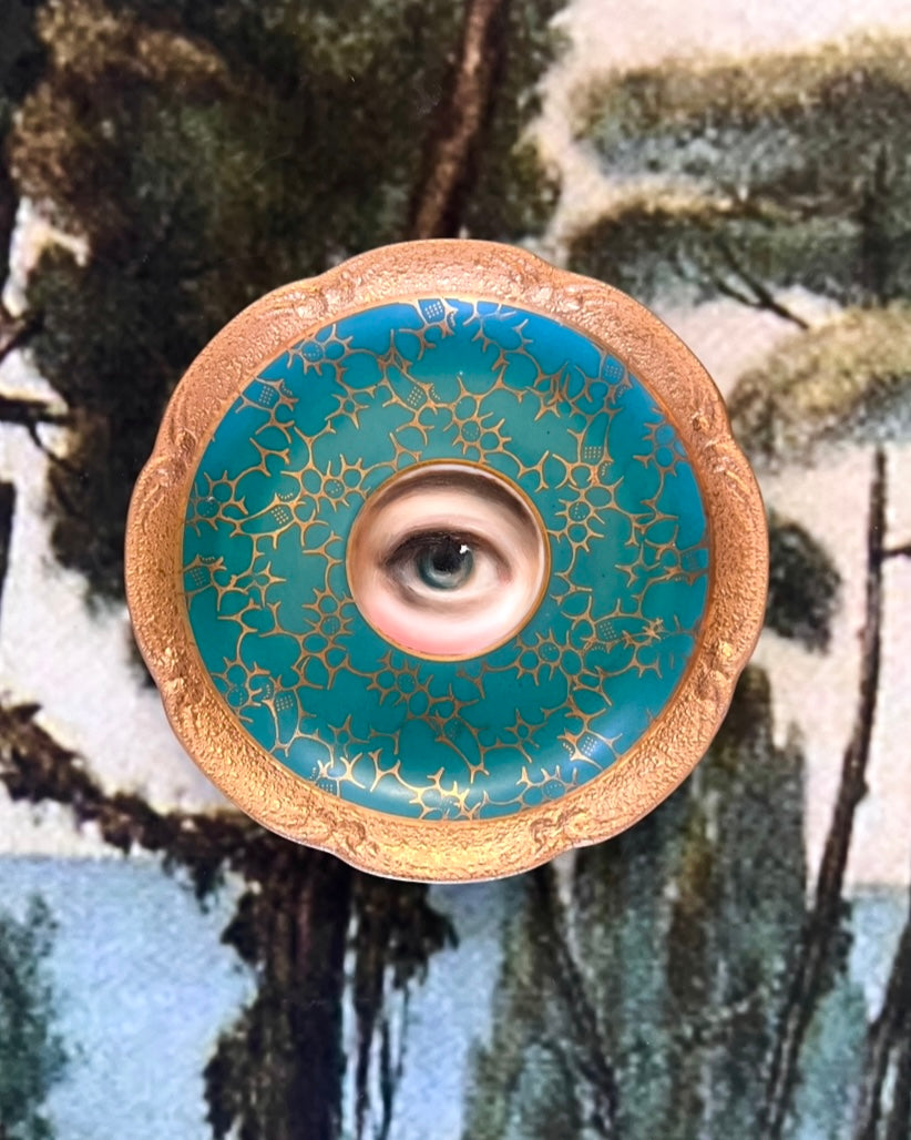 No. 2563 Lover's Eye Painting on a Mini Bavarian Turquoise Gilt Plate