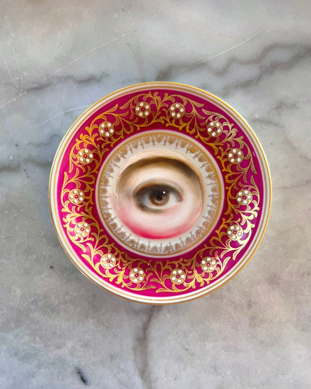 No. 2569 Lover's Eye Painting on a Mini Bavarian Deep Pink and Gilt Plate with Flowers