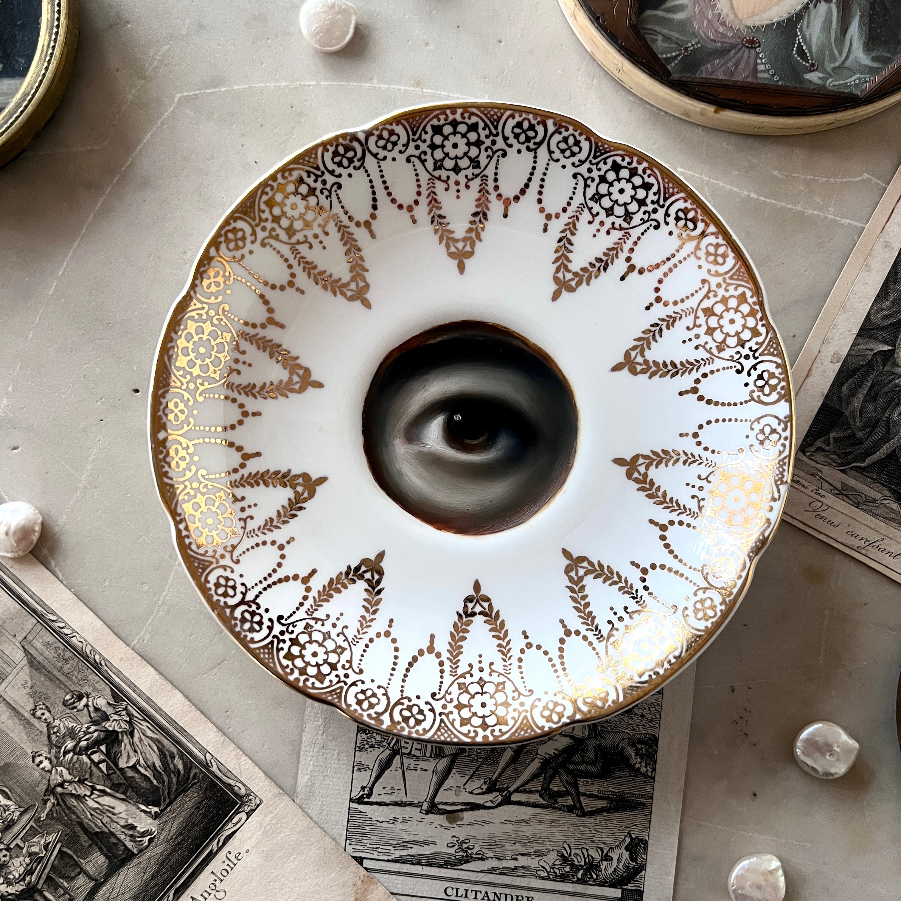 No. 3041 Lover's Eye Painting on an English Gold Gilt Plate