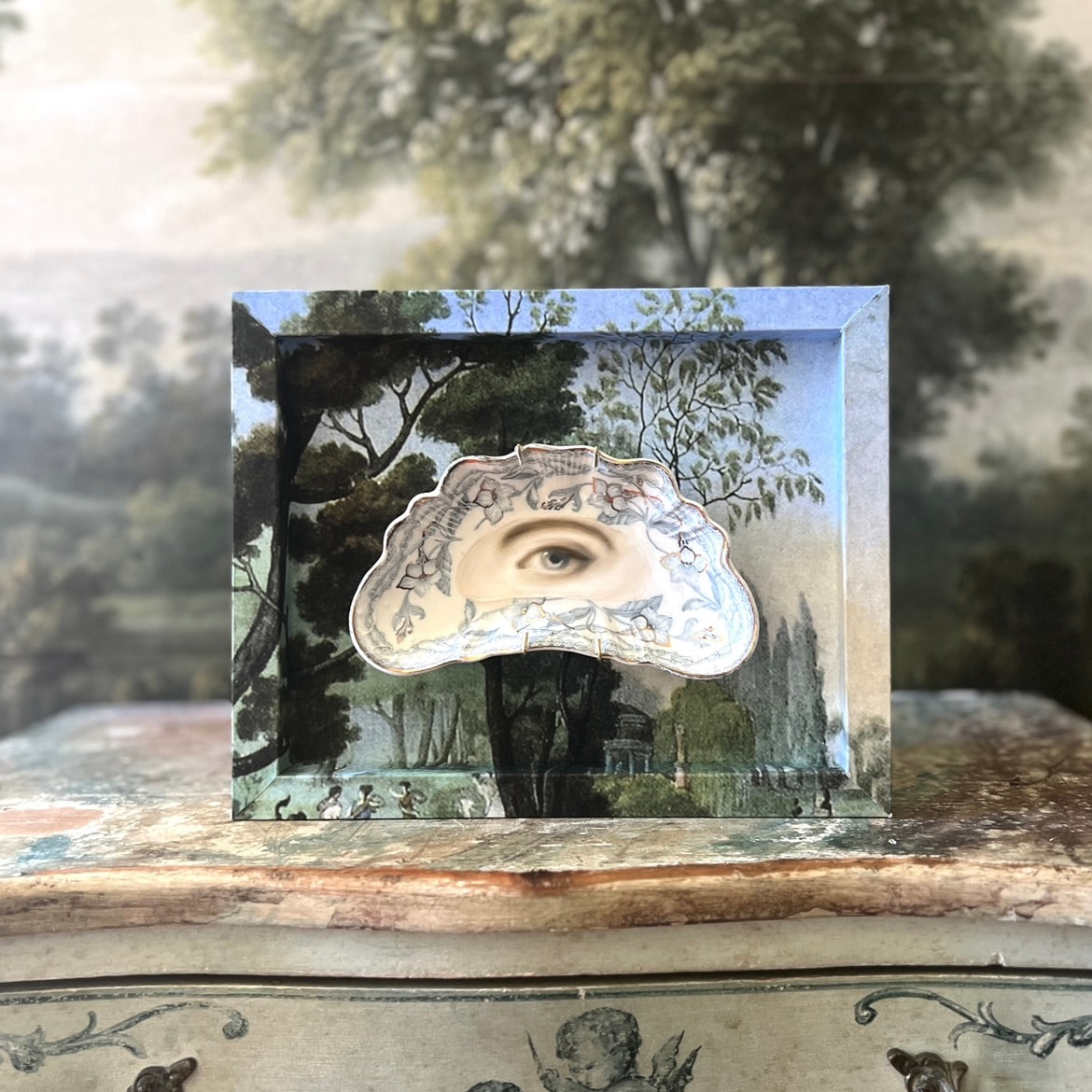 No. 3208 Lover's Eye Painting on an Art Nouveau Fan Plate