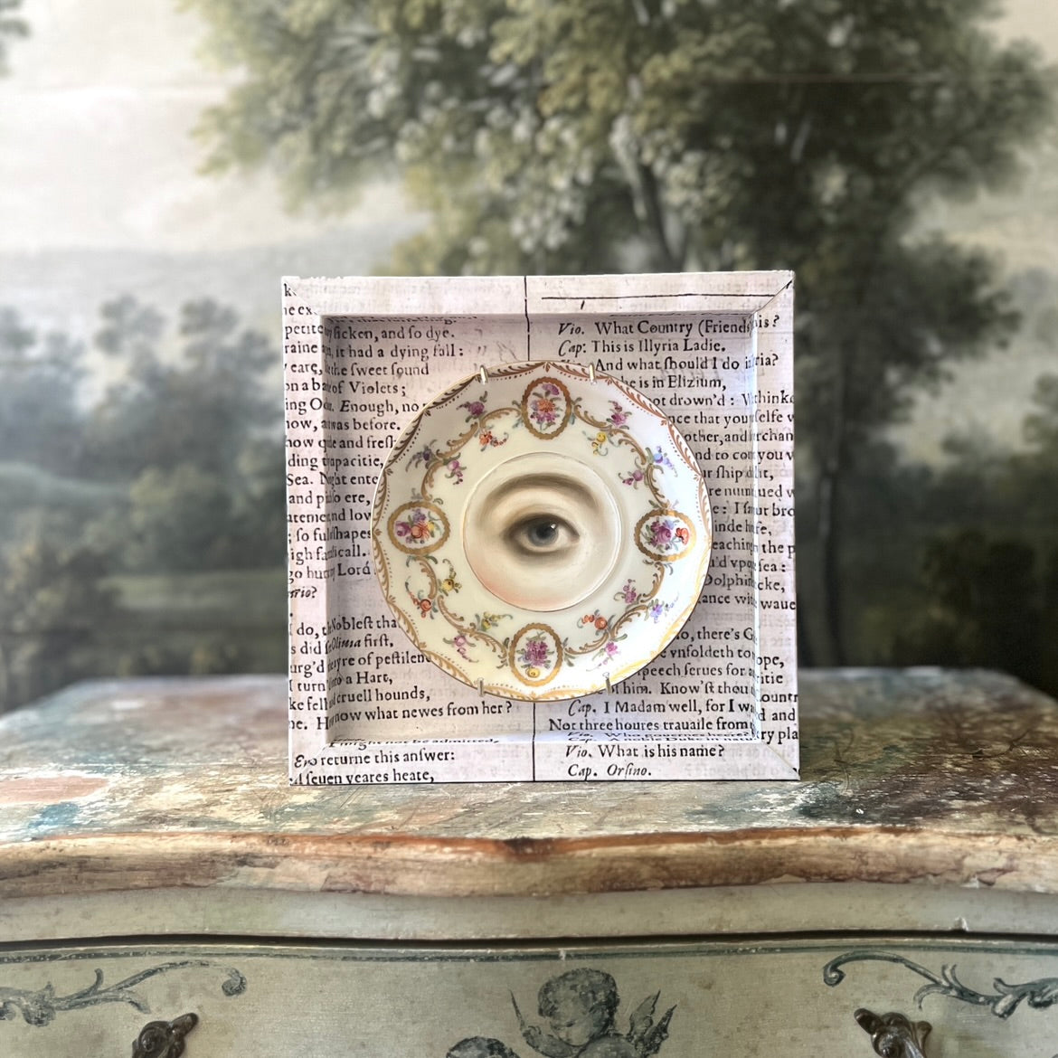 No. 3204 Lover's Eye Painting on a Gilt Floral Plate