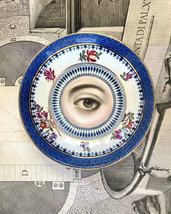 Lover's Eye Painting on an English Lowestoft Border Plate