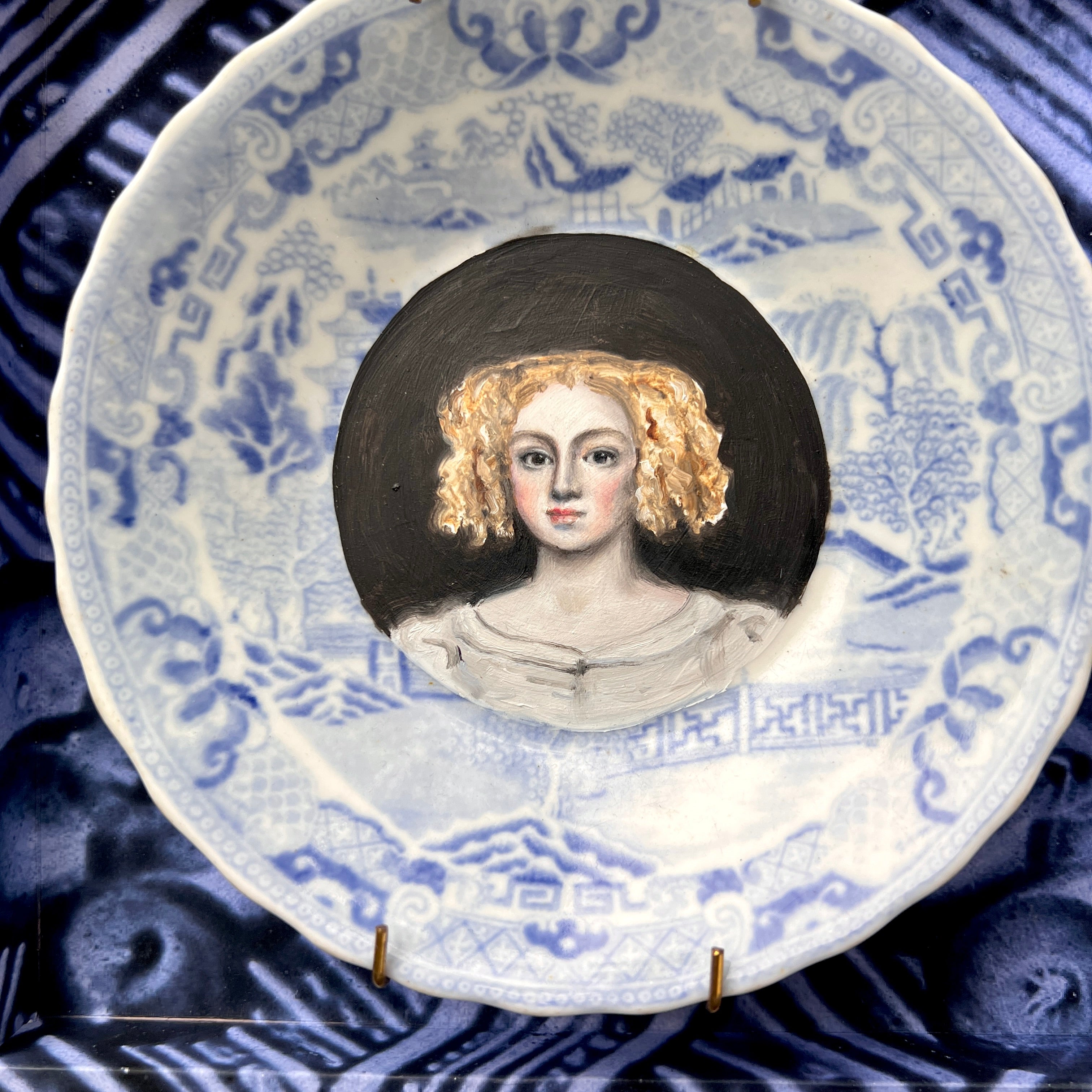 No. 1894 "Isolda Ate Bon-Bons in the Bath Whilst Reading Cicero"