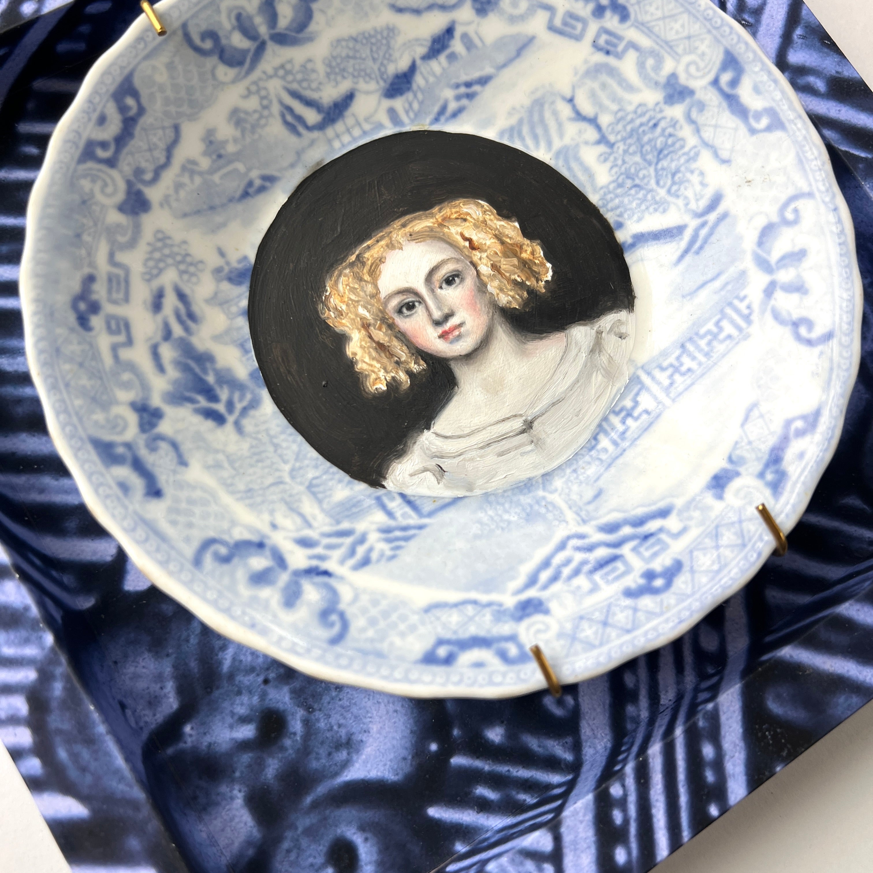 No. 1894 "Isolda Ate Bon-Bons in the Bath Whilst Reading Cicero"