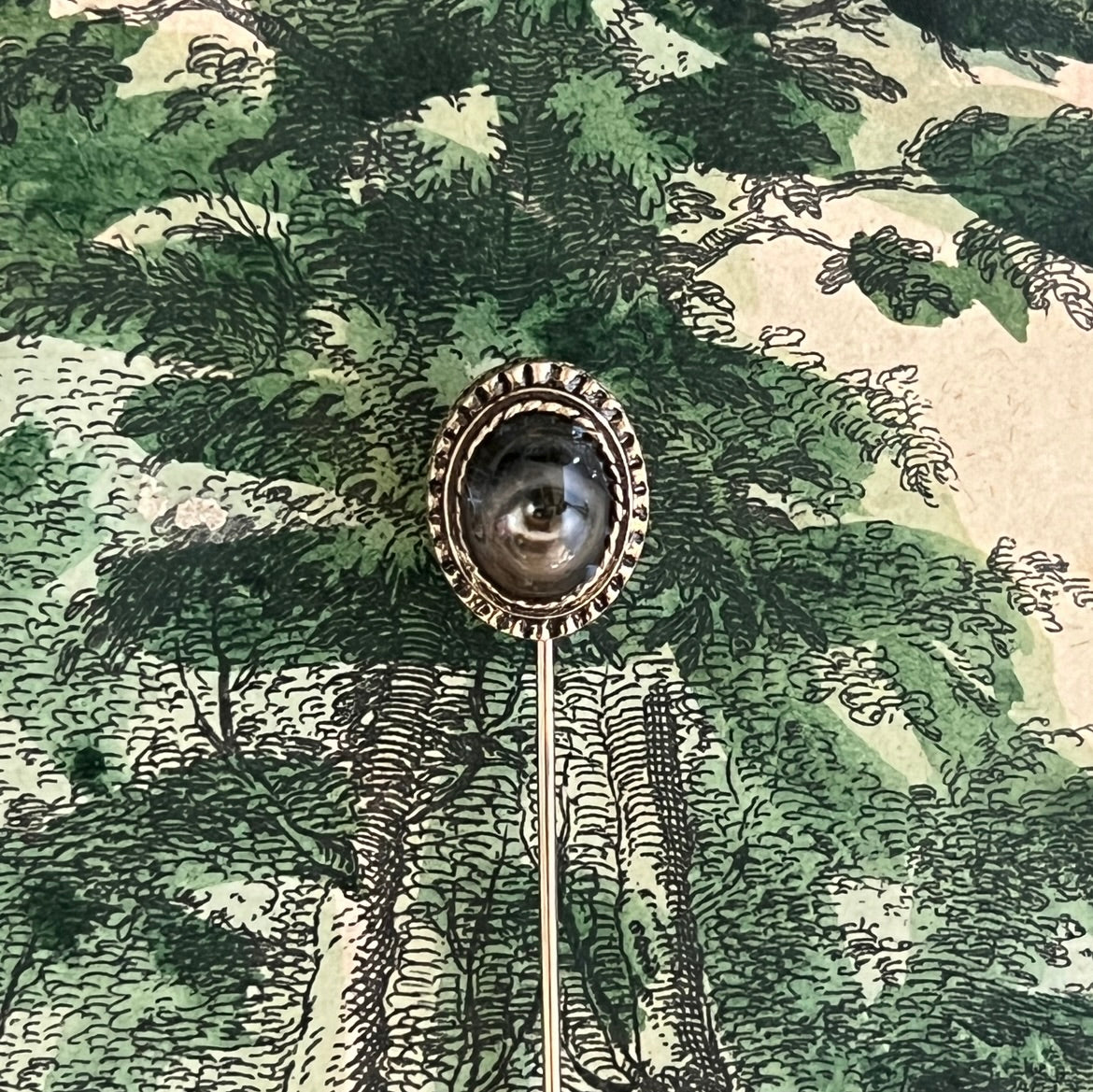No. 3242 Lover's Eye Stick Pin
