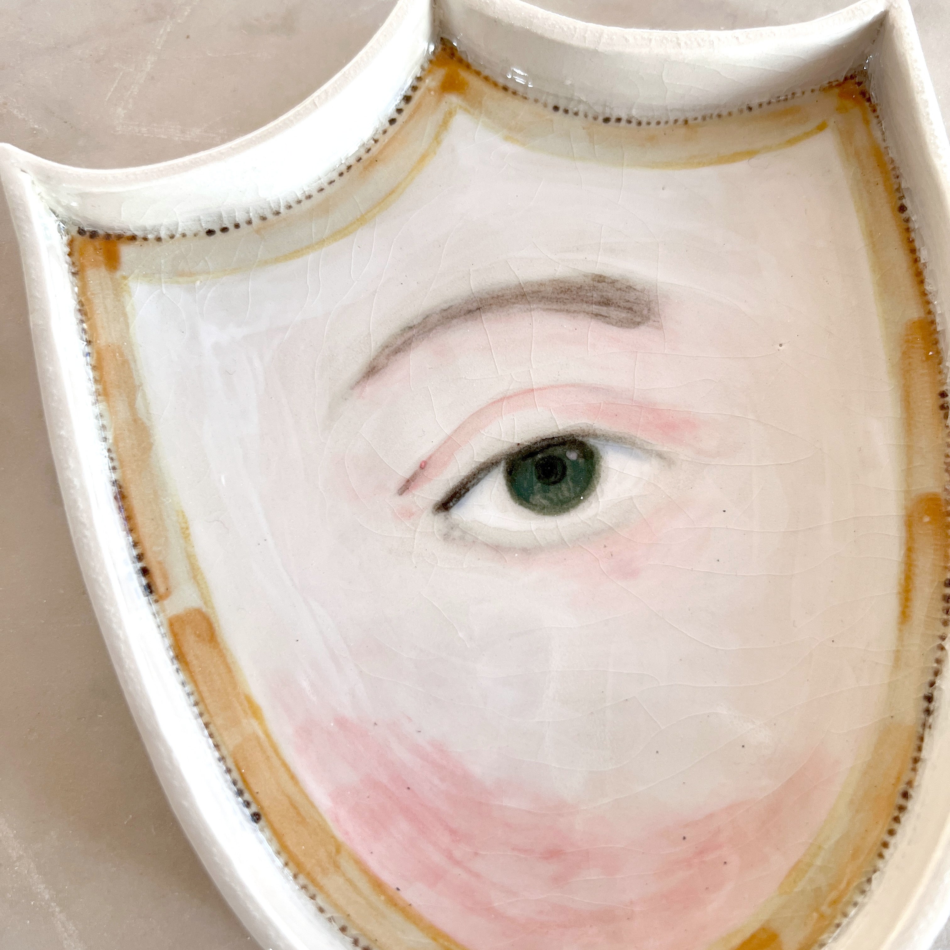 No. 62 Lover's Eye Jewelry Dish - Shield