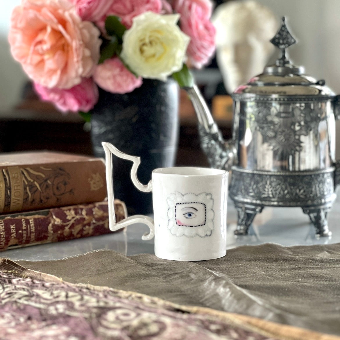 No. 335 Empress Lover's Eye Mug: 1825
