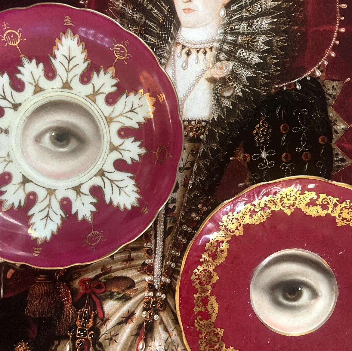 No. 3291 Lover's Eye Painting on a Magenta Foliate Plate
