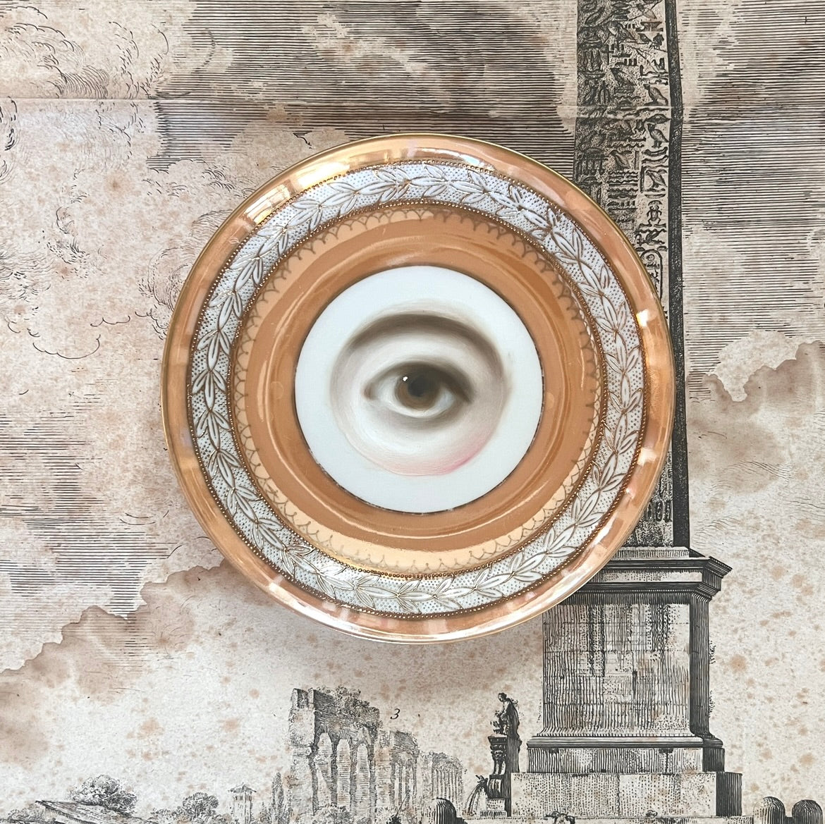 No. 3290 Lover's Eye Painting on a Pale Orange Luster Plate