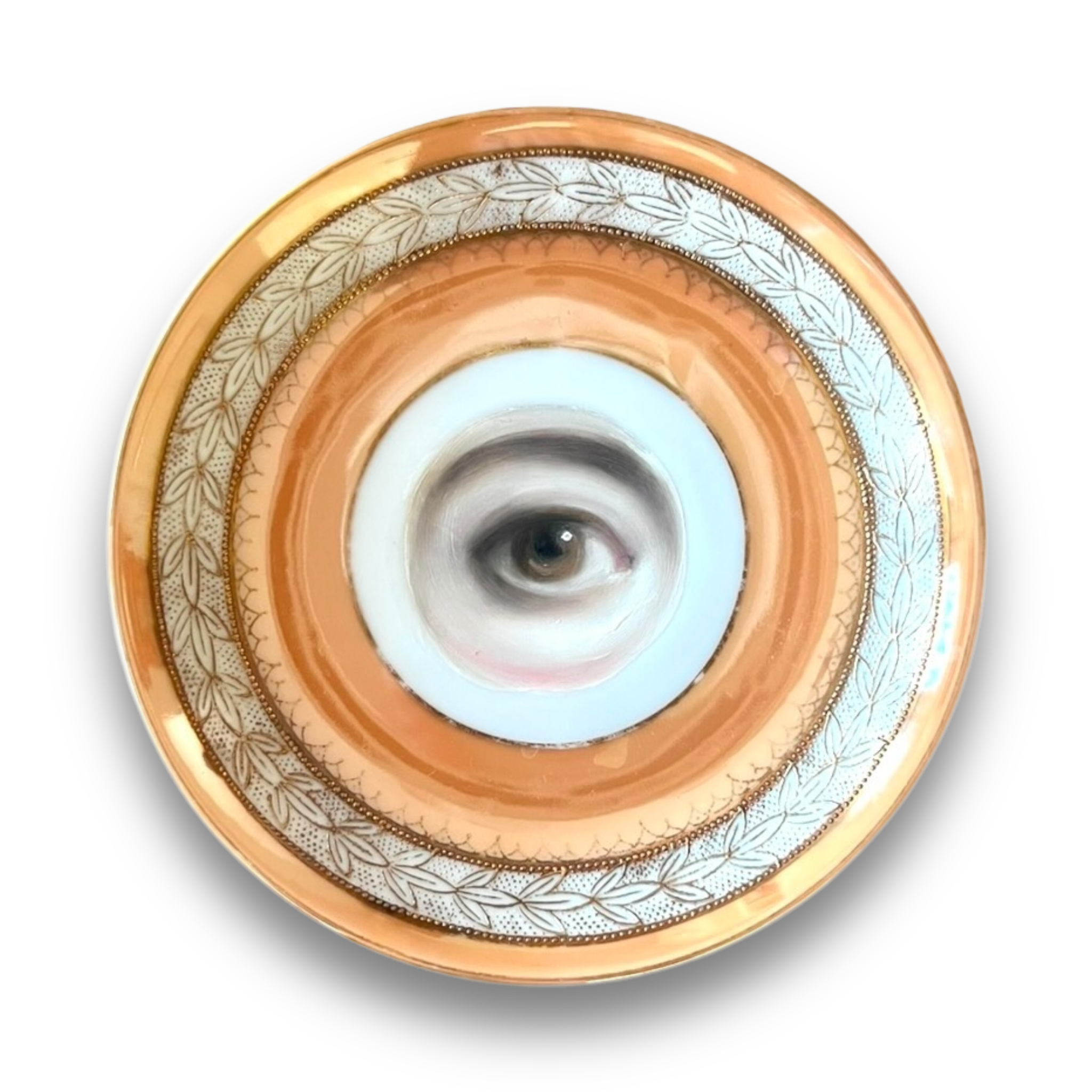 No. 2867 Lover's Eye Painting on a Peach Luster Plate