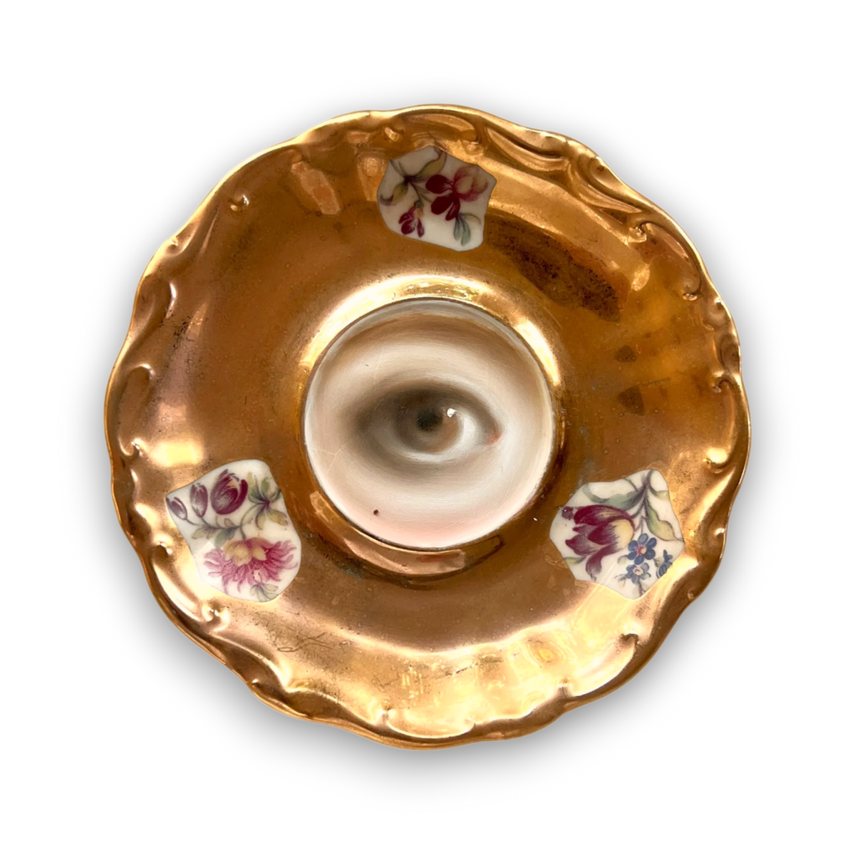 No. 3871 Lover's Eye Painting on a Floral Gold Luster Plate